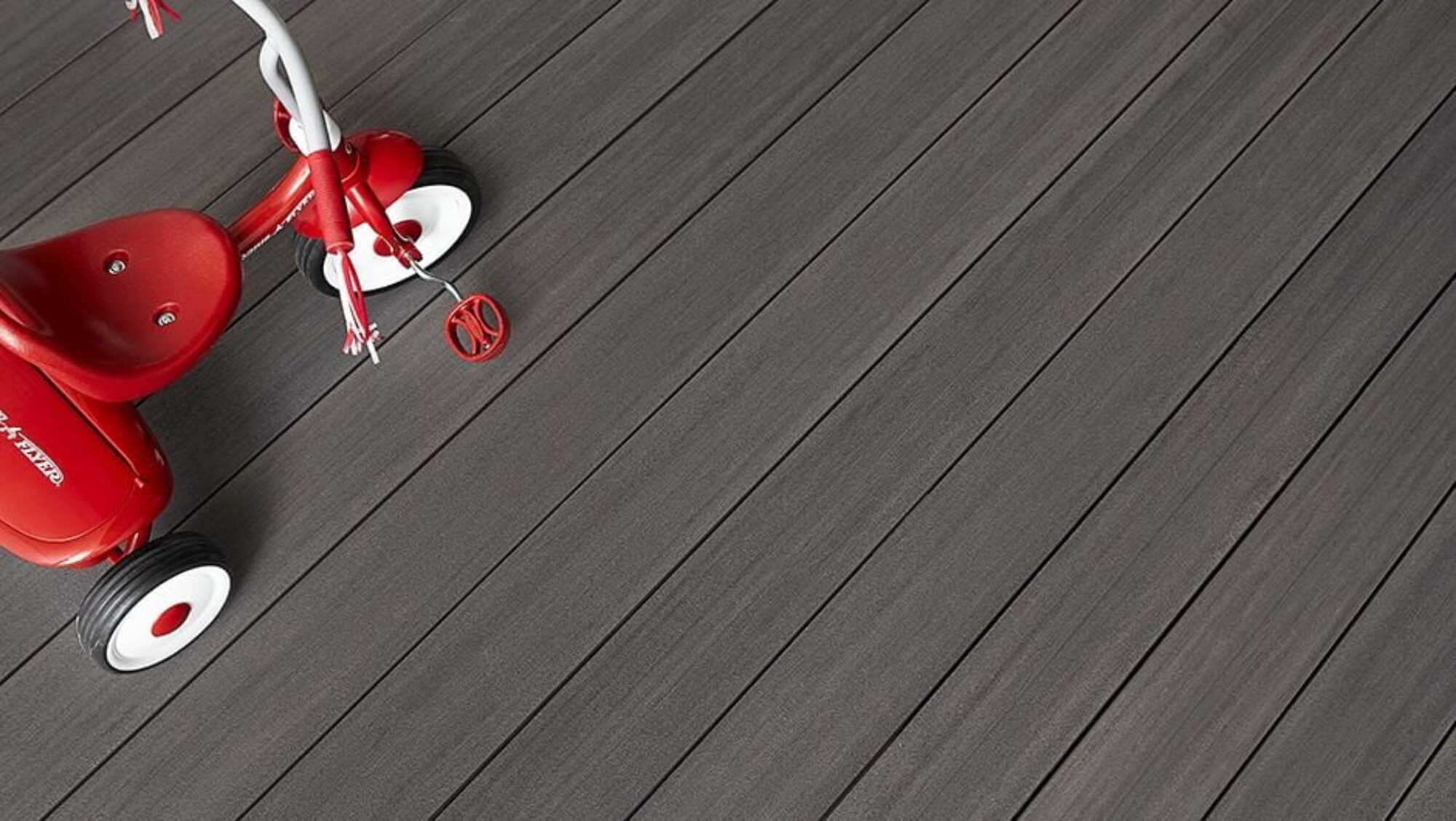 Premium Composites vs Low-end Composites — Composite Decking Differences – How to Tell?