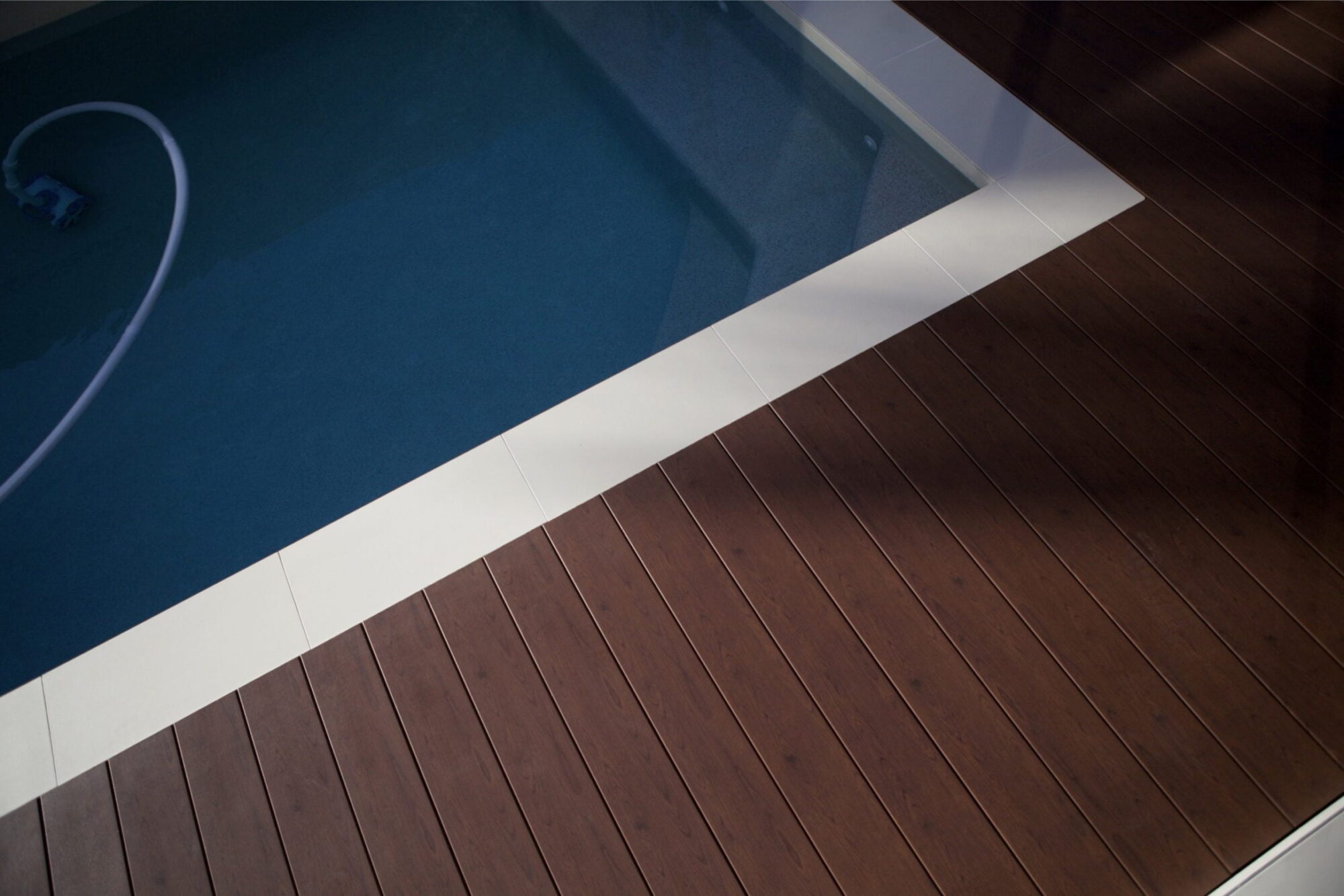 Waterproof Deck – DryDeck